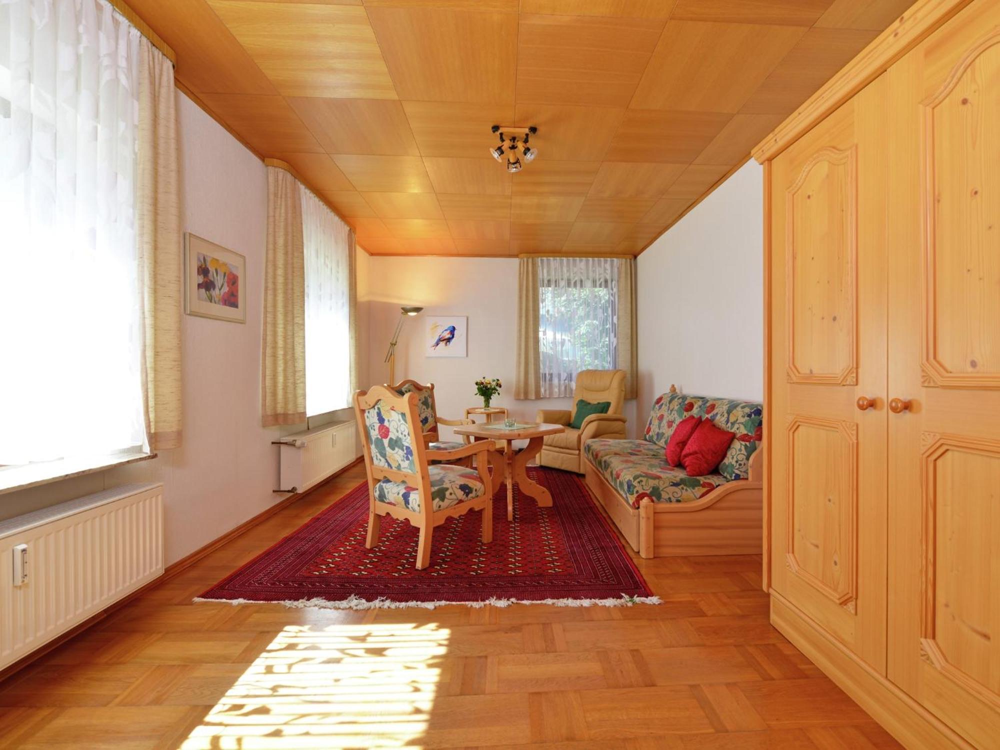 Quaint Apartment In Eimelrod Near Lake And Water Sports Willingen  Extérieur photo