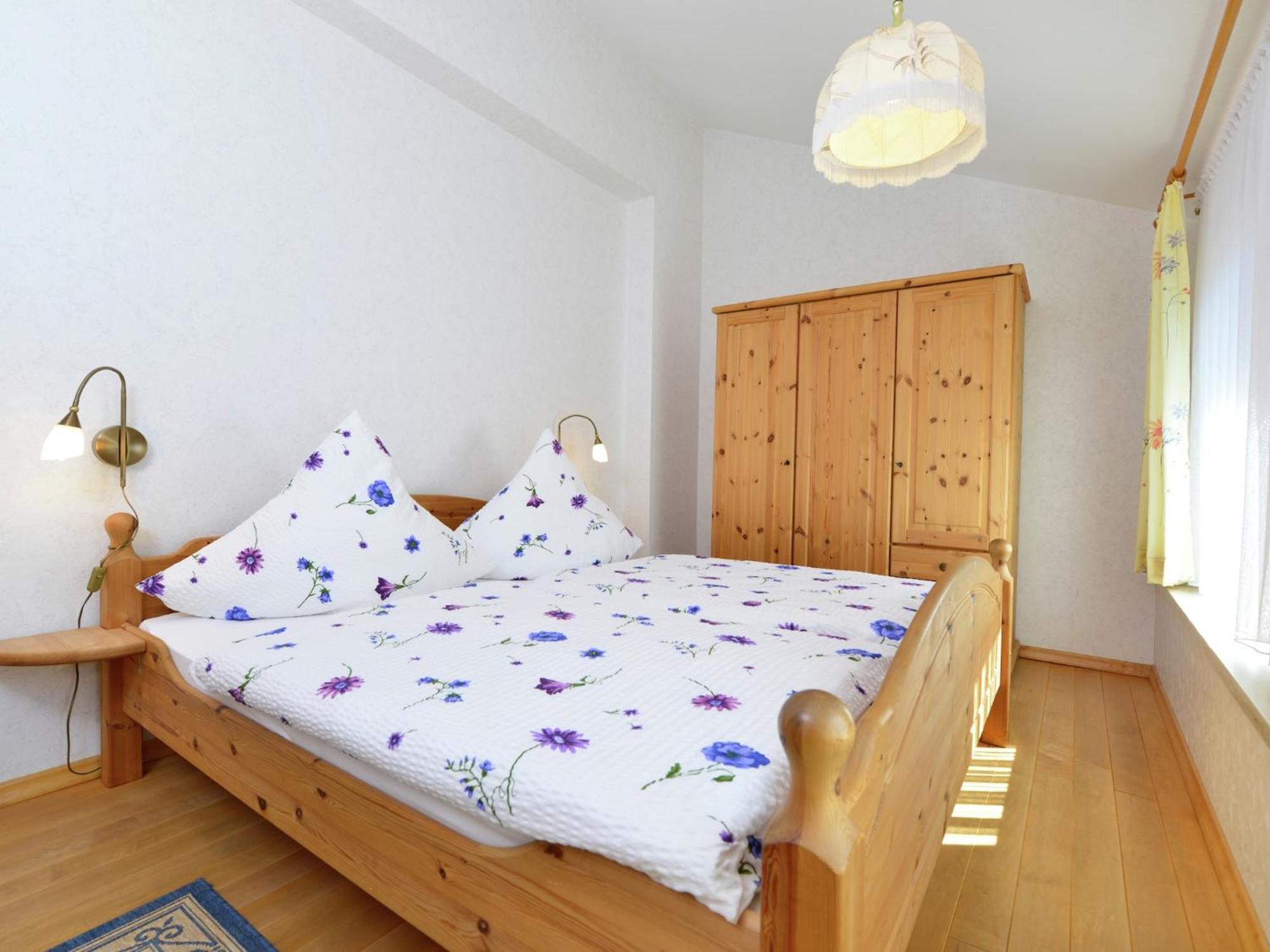 Quaint Apartment In Eimelrod Near Lake And Water Sports Willingen  Extérieur photo