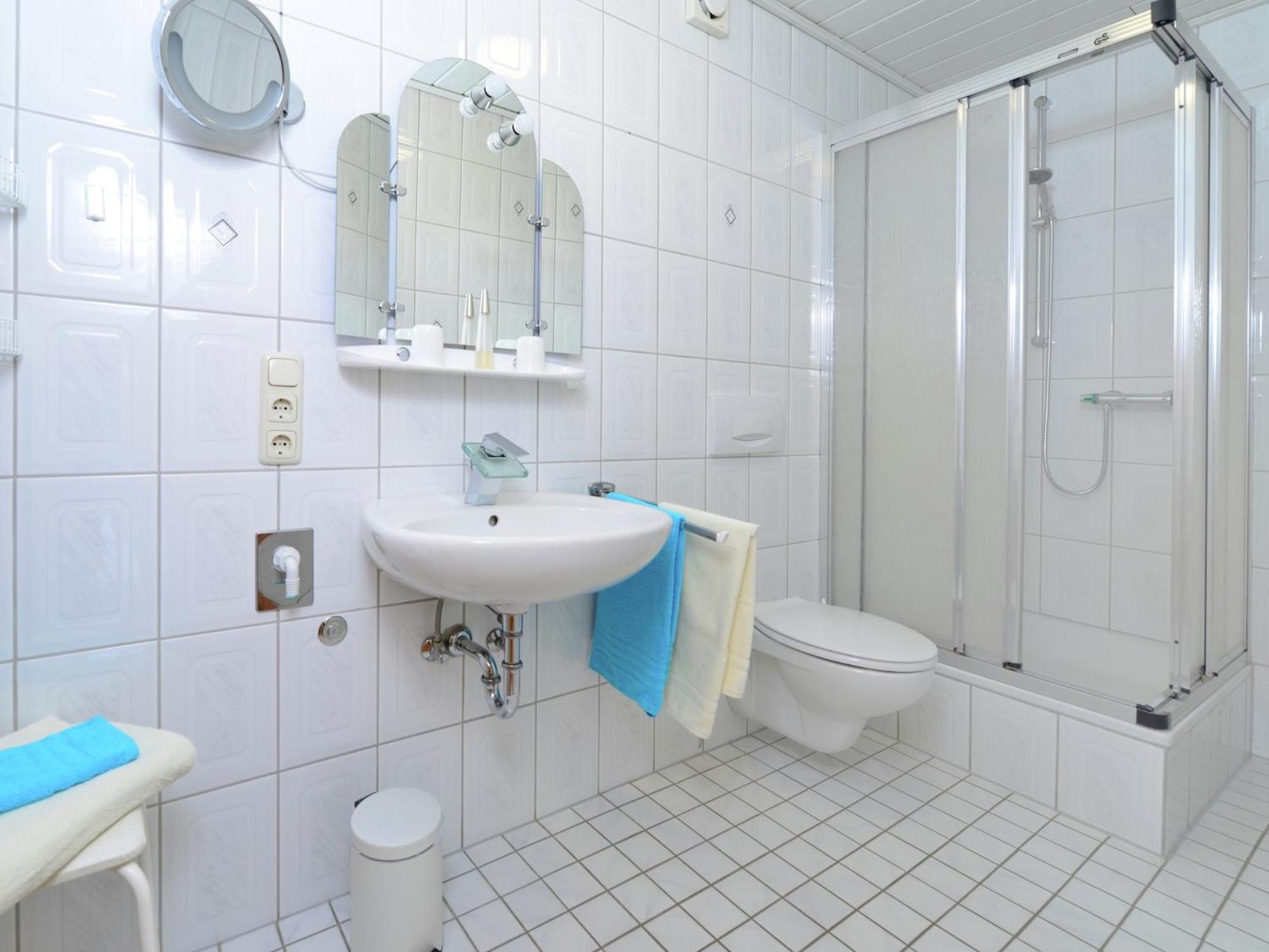 Quaint Apartment In Eimelrod Near Lake And Water Sports Willingen  Extérieur photo