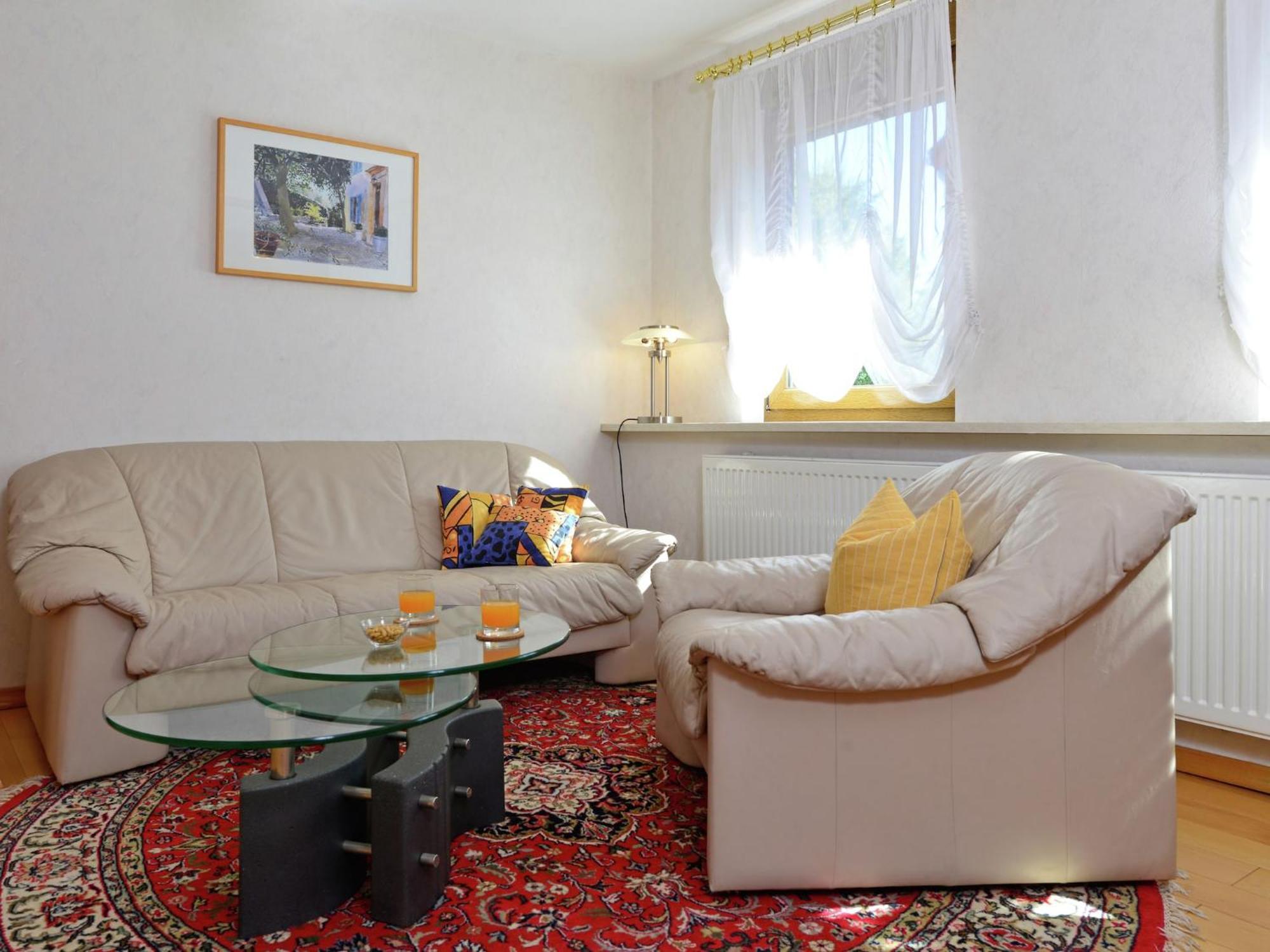 Quaint Apartment In Eimelrod Near Lake And Water Sports Willingen  Extérieur photo